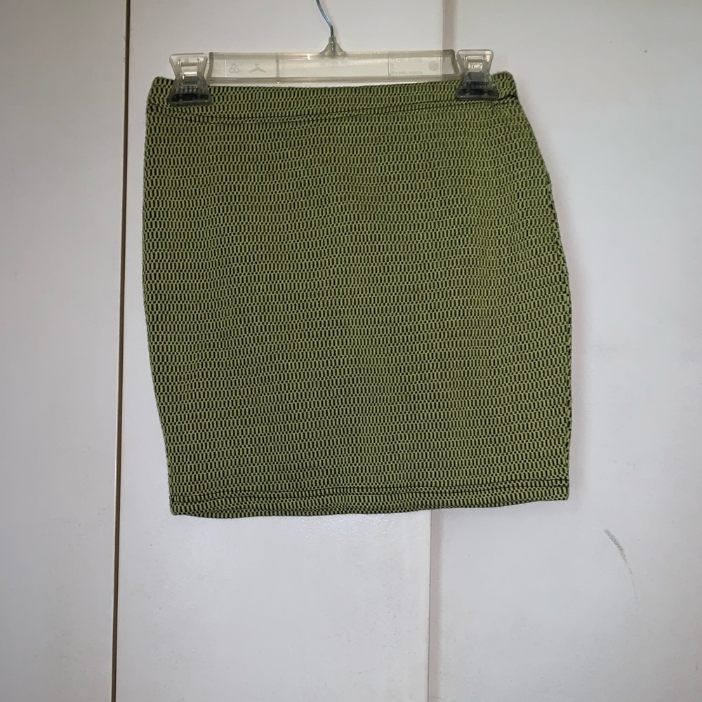 Black and neon mini skirt